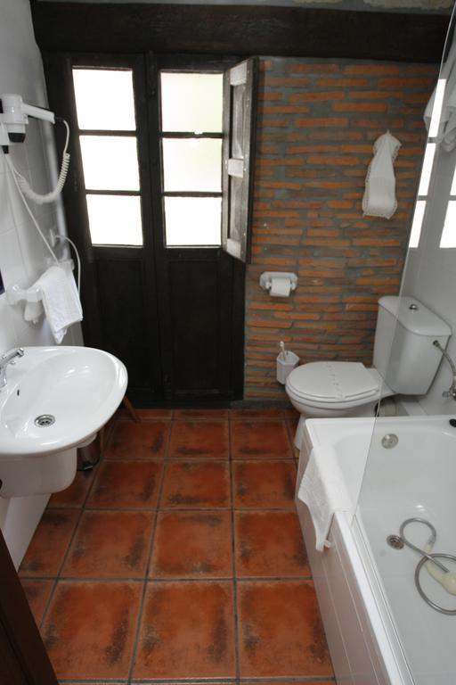 Apartamentos Camino Del Norte Cóbreces Exteriör bild
