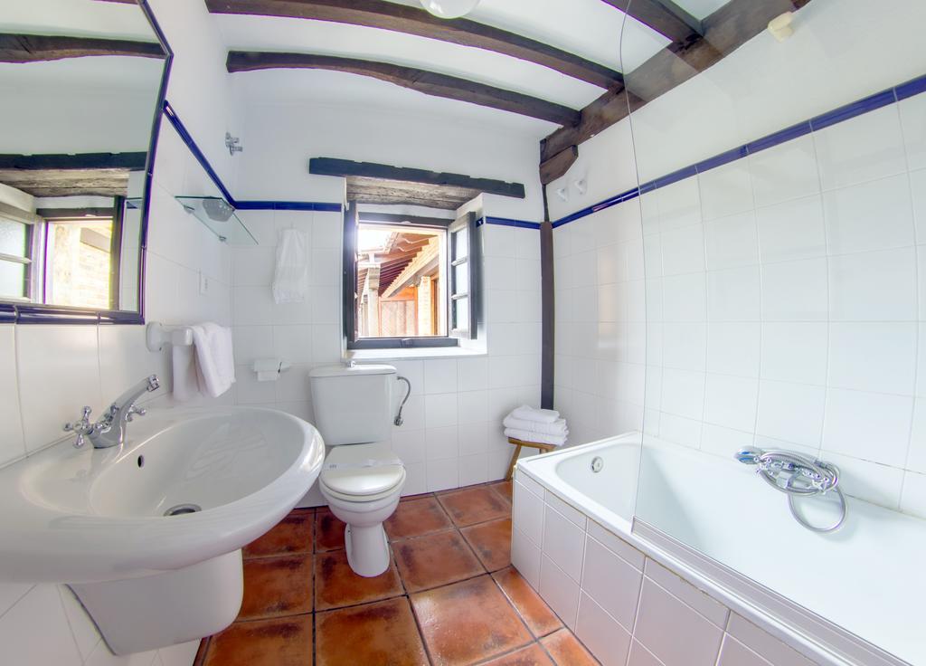Apartamentos Camino Del Norte Cóbreces Exteriör bild